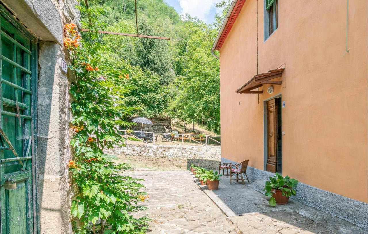 Stunning Home In Longoio With Kitchen Monti di Villa المظهر الخارجي الصورة